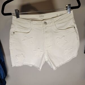 a.n.a Women's Cream Star-Patterned Jean Shorts